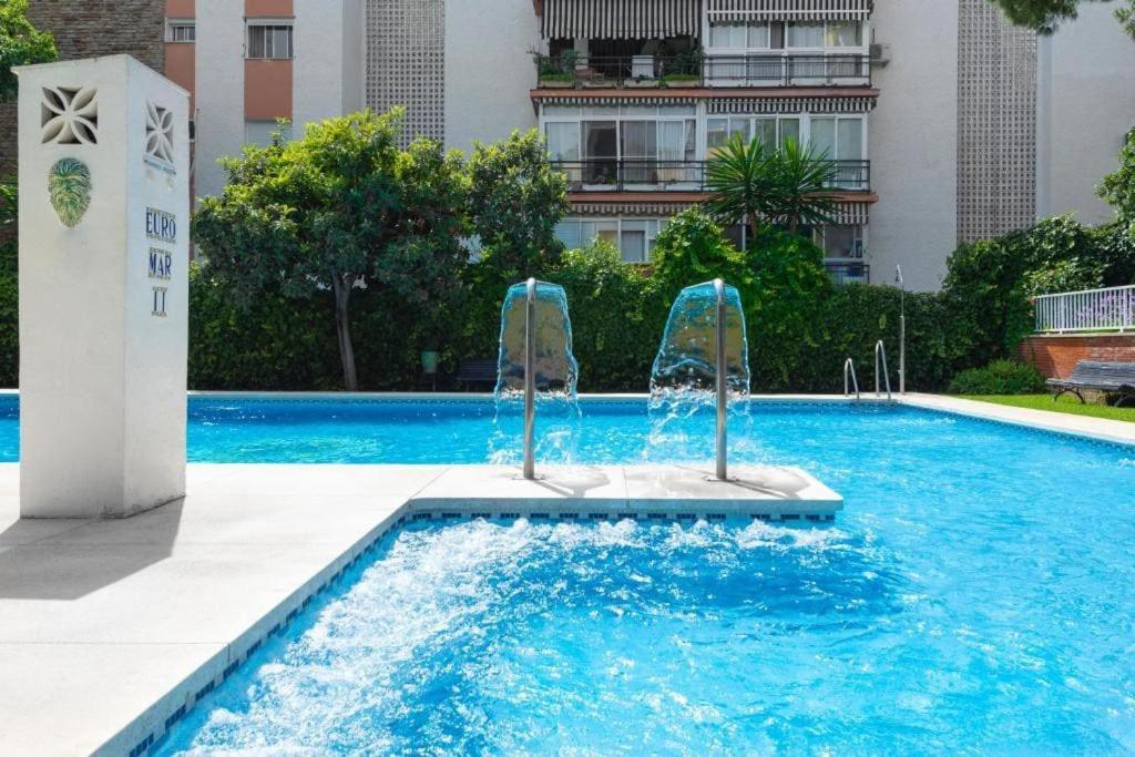 Central Beach Apartment With Free Parking And Pool Marbella Exterior foto