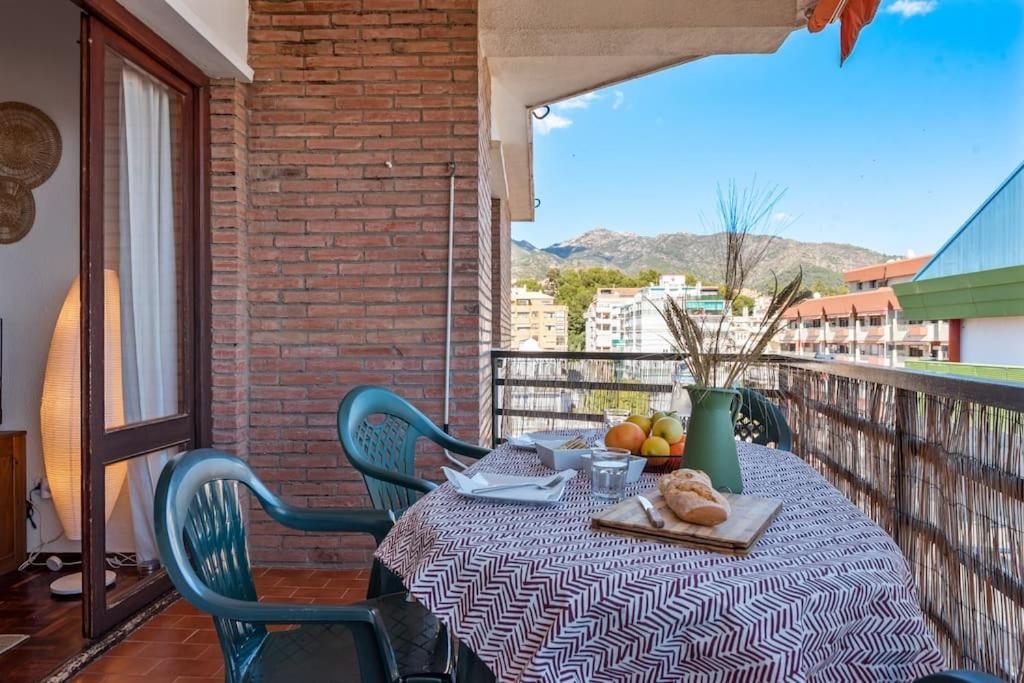 Central Beach Apartment With Free Parking And Pool Marbella Exterior foto